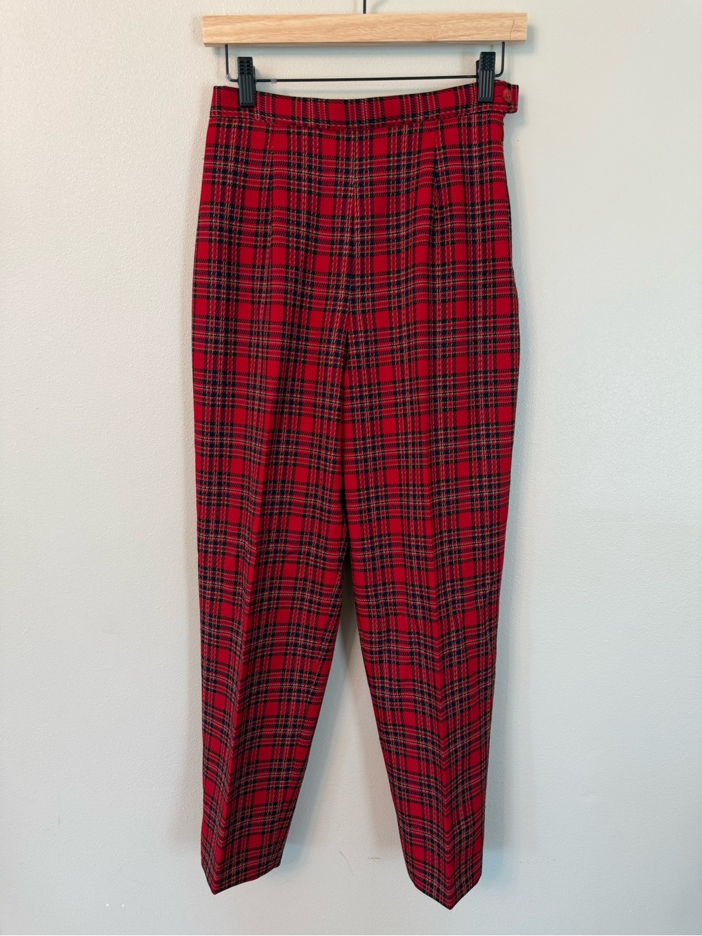 Vintage Pendleton Tartan Red Plaid Virgin Wool High Rise Pants Size 6